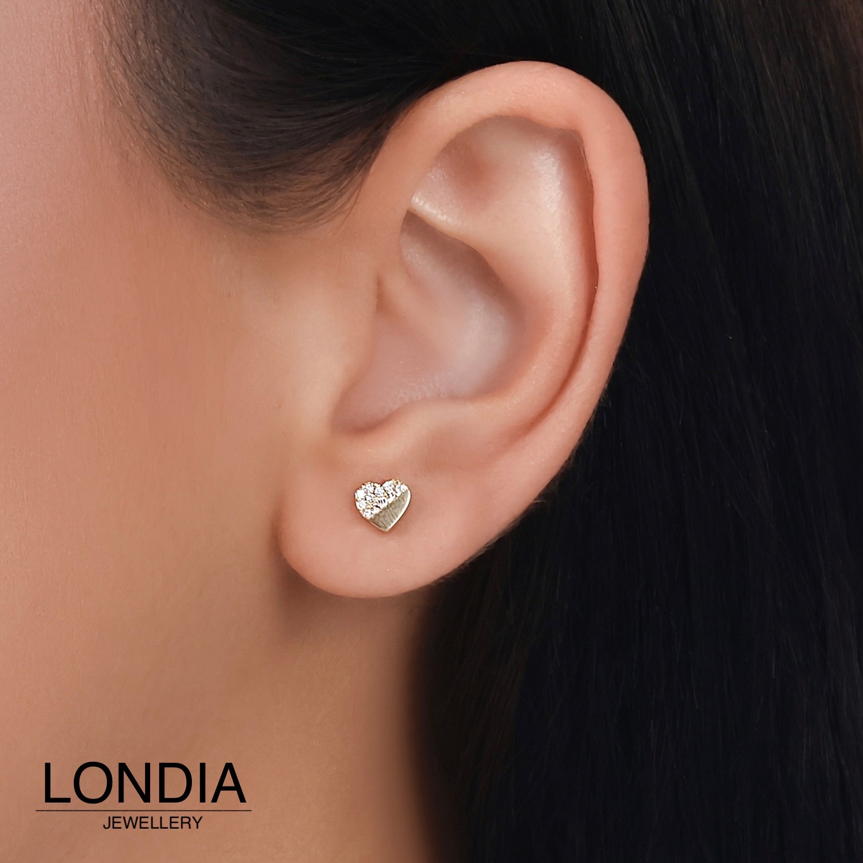 0.04 Carat Londia Heart Diamond Design Piercing