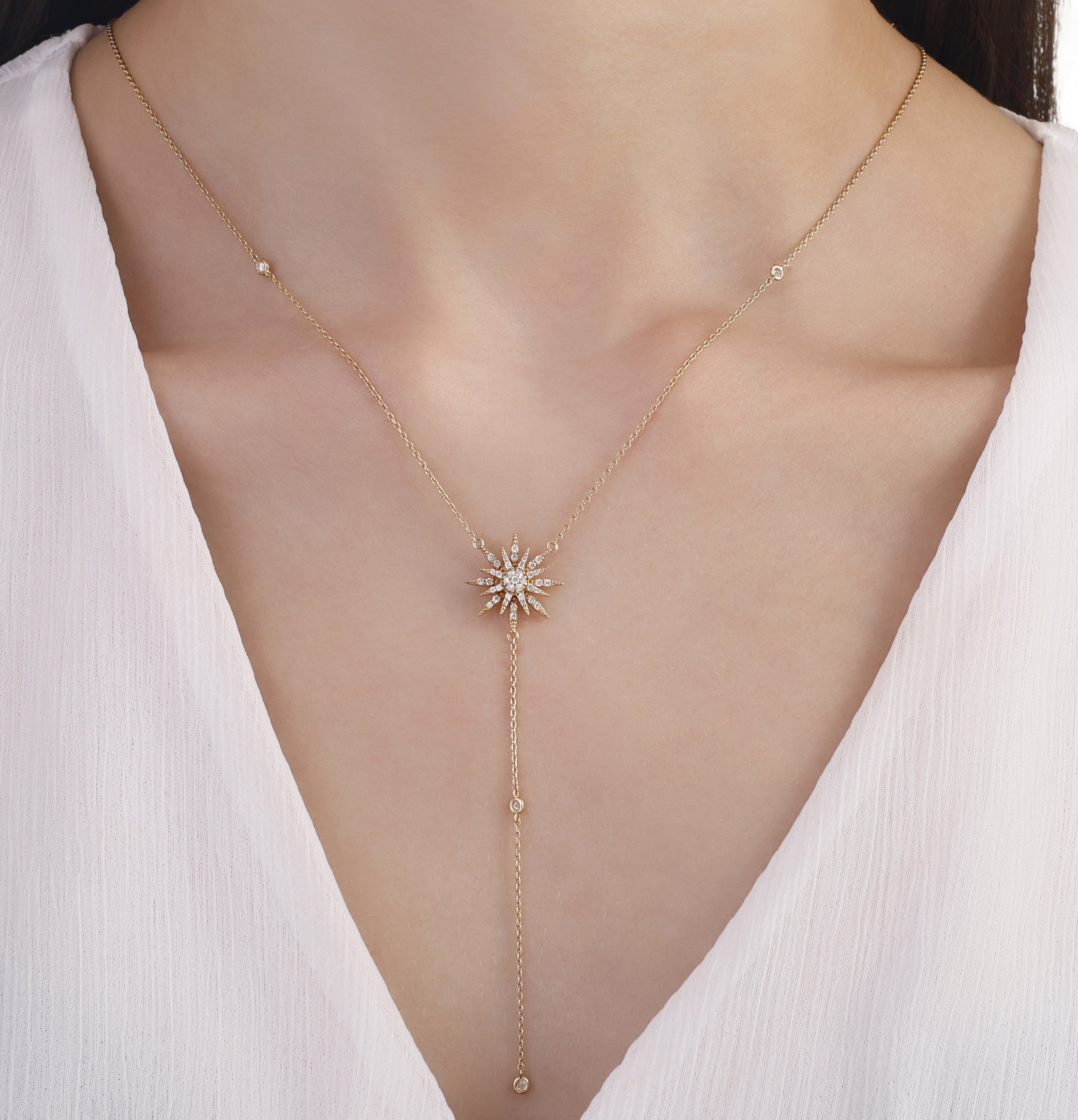 0.35 Carat Natural Diamond Star Design Necklace