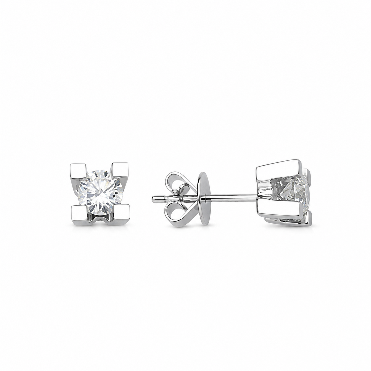 0.90 Ct LONDIA Natural Diamond Solitaire Design Set in 14K Gold