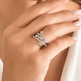 0.75 ct. Natural Diamond Line Design Ring in 18k Fine Gold