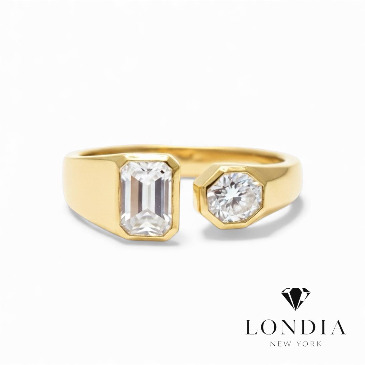 Women’s Toi et Moi Pinky Ring 0.30 ct Emerald & 0.20 ct Round Natural Diamonds 14K Gold