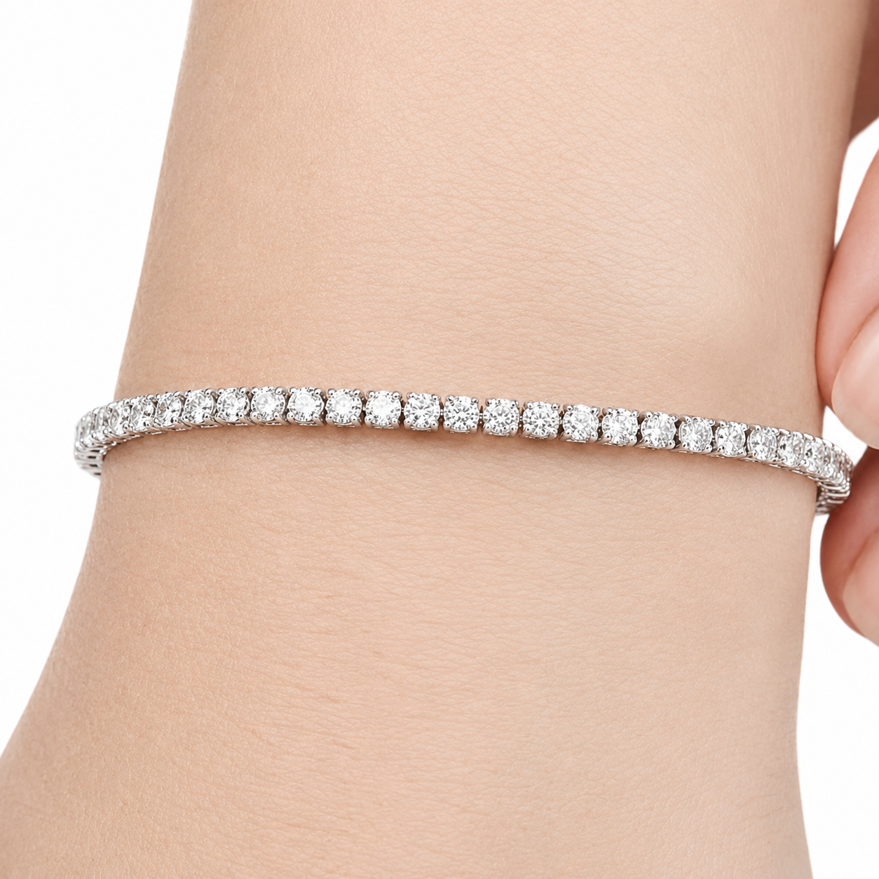 2.00 Carat Diamond Tennis Bracelet in 14K Gold