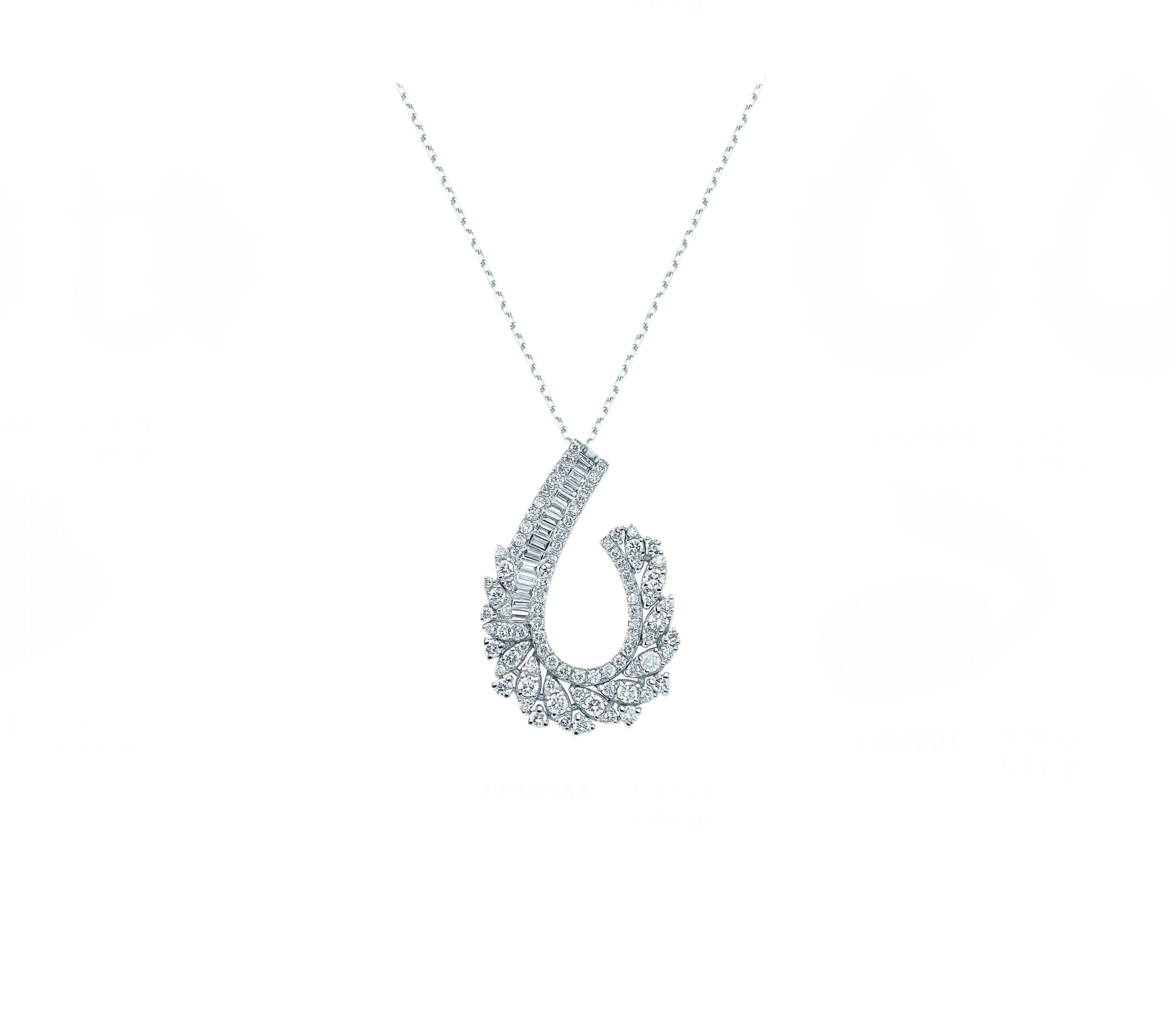 3.95 Carat Natural Diamond Designer Jewelry Set in 18K Gold