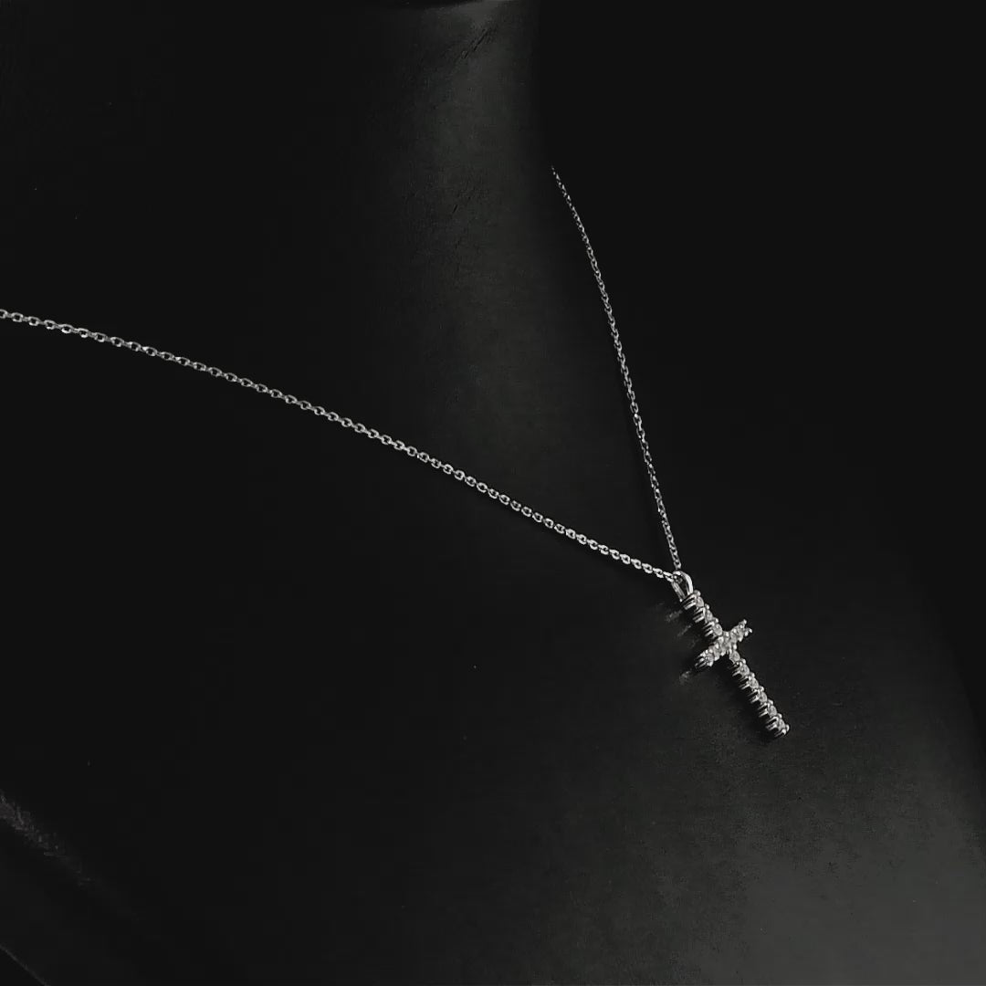 0.35 ct. Diamond Classic Design Cross Necklace 14K Fine Gold
