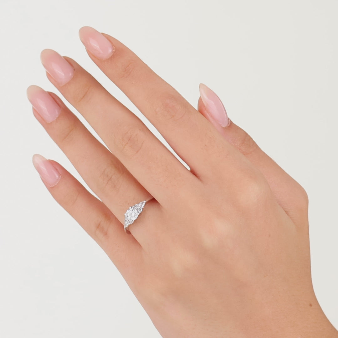 0.70 Ct. Natural Round Cut Diamond Vintage Design ''Vela'' Ring in 14K Gold